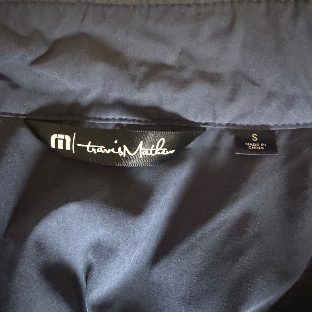 Travis Mathew Navy Jacket - Picture 3 of 3